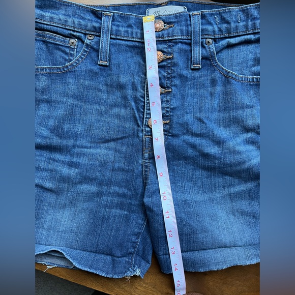 Madewell 10" Skinny High Riser Denim Shorts Button Front - Picture 10 of 13